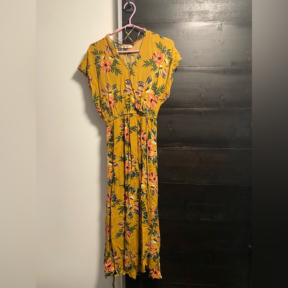 Maxi short sleeve summer dress